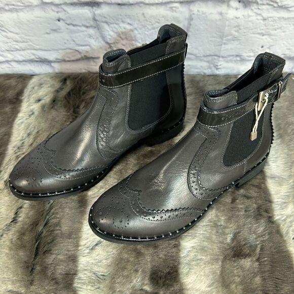 New Piampiani Ankle Booties - Picture 2 of 10